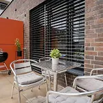 Enjoy Garden & Grill & Free Parking & Aquapark Prague
