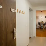 Appartement Enjoy Garden & Grill & Free Parking & Aquapark Prague